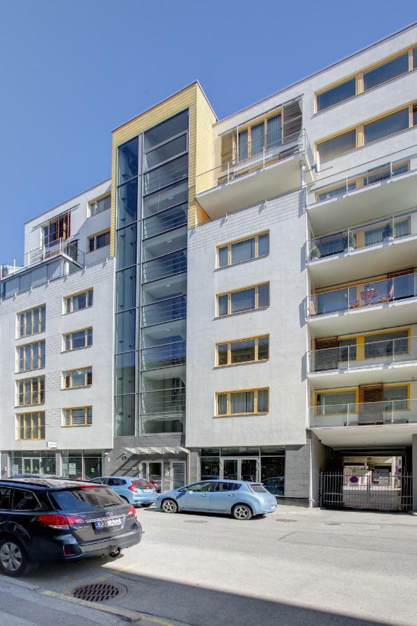 Solar Apartments - Liberty Square Tallin Exterior foto