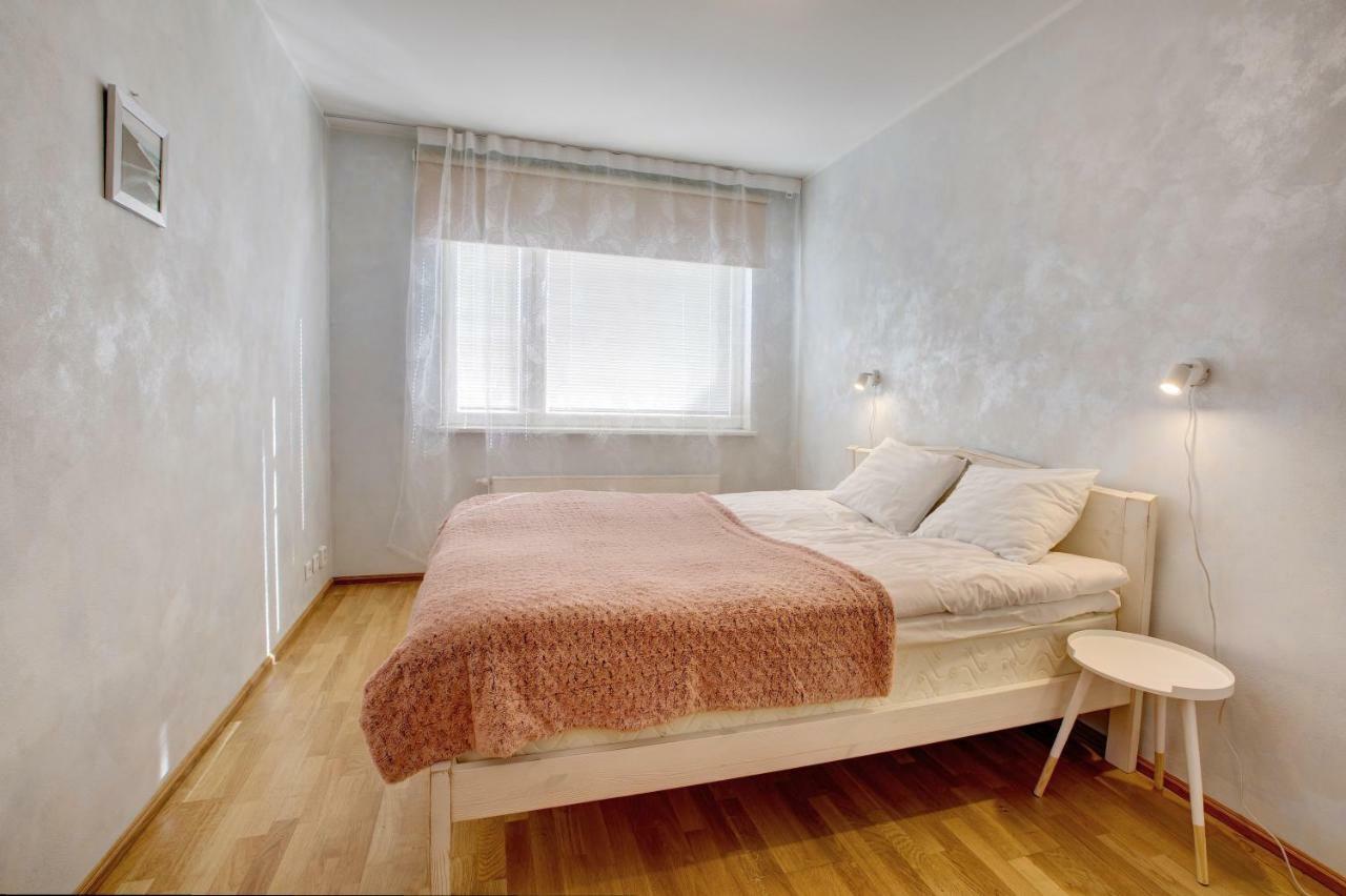 Solar Apartments - Liberty Square Tallin Exterior foto